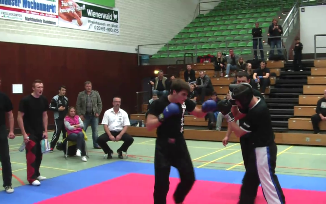 Rhein Ruhr Cup 2010 Daniel Tadic Kampfsportcenter Warstein LowKicks Kampf 1